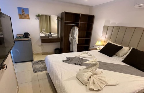 Al Haram Hotel | King Badr pyramids inn