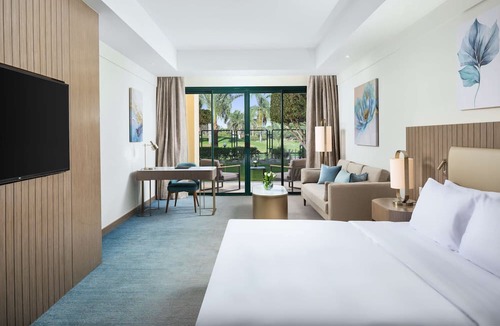 Dream Land Resort | Hilton Pyramids Golf