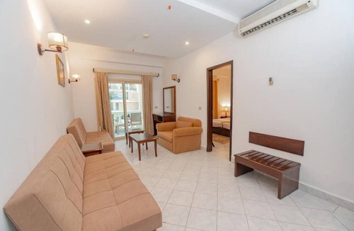 Sheraton Road -Sakkala Hotel | Minamark Resort & Spa, for families & couples only