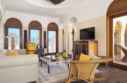 Village Road Hotel | The Oberoi, Sahl Hasheesh