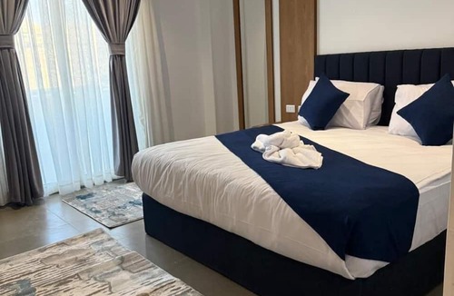 Al Haram Bed & Breakfast | The Grand Delta Hotel