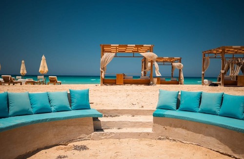 Ad-Dab'ah Hotel | Makai Hotel North Coast By Brassbell