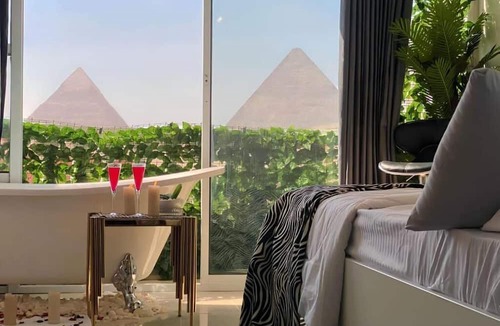 Al Haram Apartment | Pharaoh pyramids view