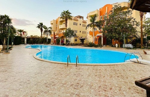 Al Mamsha El Seyahi Apartment | 02 BR apartment with a private roof terrace