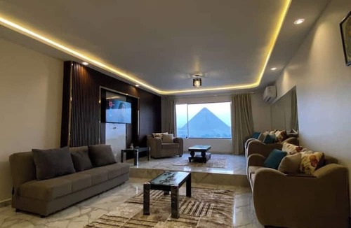 Al Haram Apartment | Khufu's Heaven Pyramids View