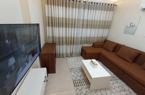 Al-Khalifa Apartment | Spacious 2-Bedroom Apartment with 2 Living Rooms & 2 Bathrooms – Mokattam, Cairo