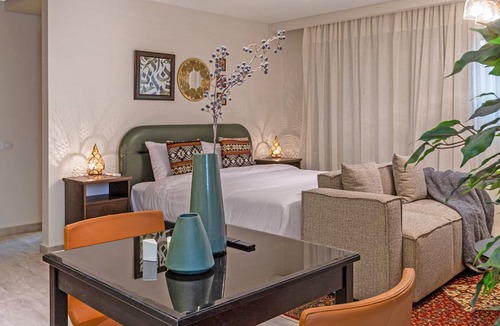 Al Duqqi Apartment | Prime Select Gamet El Dowal