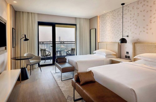 Al Duqqi Hotel | Sheraton Cairo Hotel & Casino