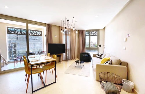 El Gouna Apartment | Xuru Stays I Sparky & Summery 2 BDR @ Mangroovy Free Beach & Pool Access