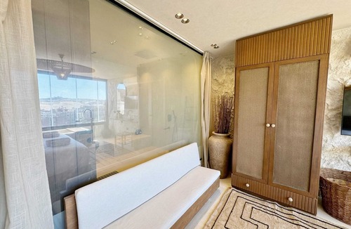 Al Haram Apartment | Xuru Stays I The Pyramids Horizon Studio w/Bathtub