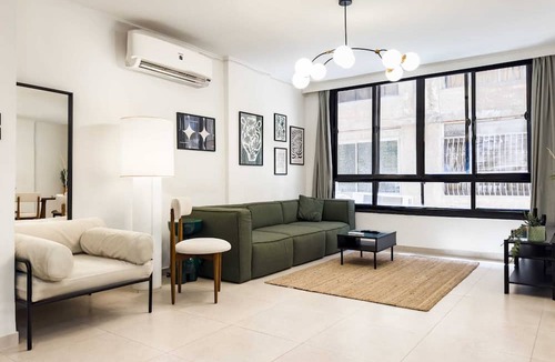Heliopolis Apartment | Xuru Stays I Heliopolis 2 - 5 Min to Airport