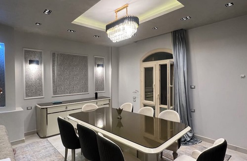 Faisal House | Charming 2-bedroom building in Suez Governorate with AC