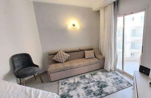 Corniche Road-Dahar Apartment | Scandic Resort