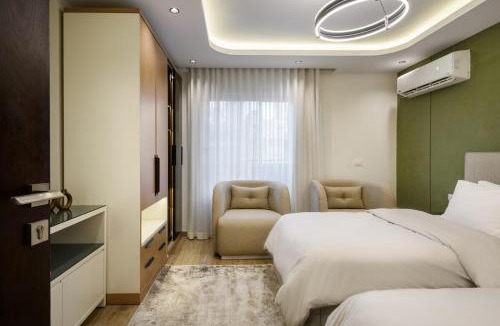 Al Duqqi Apartment | Zahir-701