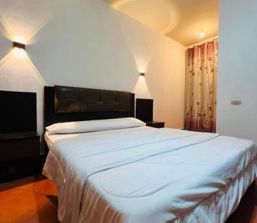 Ras Sudar Apartment | Porto Sokhna Pyramids Apartments Family sav view