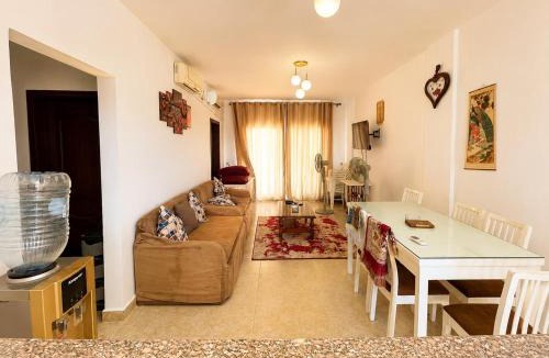 Zafarana Apartment | Sea Breeze شاليه مواجة للبحر Empire Resort العين السخنة