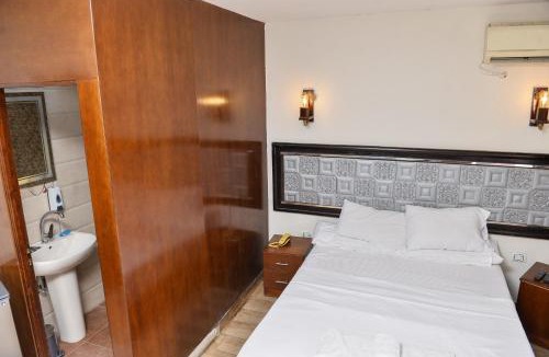Abdin Hotel | laura palace