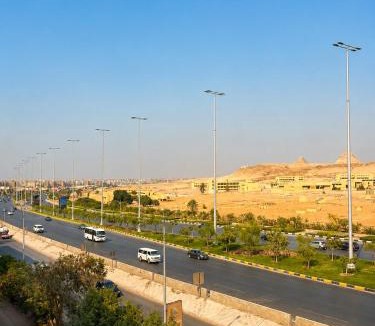 Pyramids Gardens Apartment | Great Pyramids View 3BR Luxury Apartment & Balcony