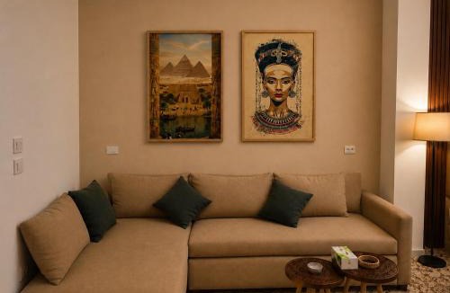 Village Road Apartment | La Vista Magawish