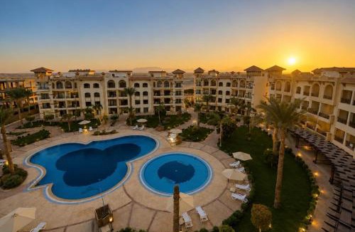 Sahl Hasheeh Apartment | Sahl hasheesh Al saraya resort