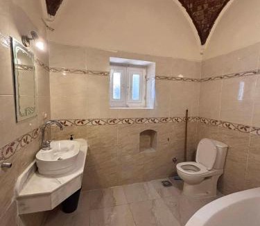 Tunis Village Villa | فيلا كوكو بقرية تونس