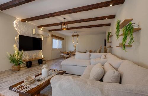Bab Sharqi Apartment | luxury sea view apartment