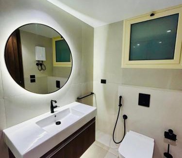 Sidi Abd El-Rahman Ski Chalet | Lagoon access cabin