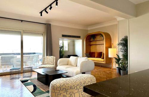 Gezira Apartment | LUX Nile View Zamalek Loft
