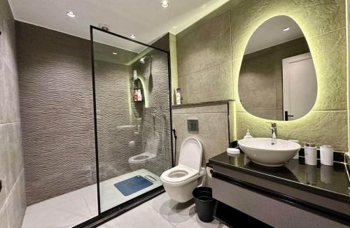 Gezira Apartment | LUX Nile View Zamalek Loft