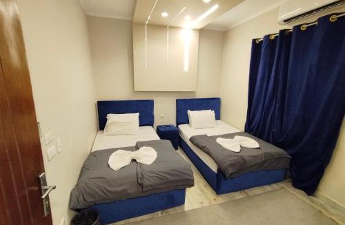 Al Haram Hotel | Moses pyramids