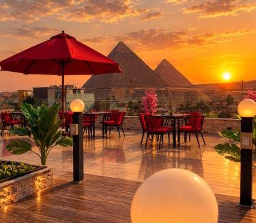 Al Haram Apartment | Pyramids First Row Luxury stay & tours