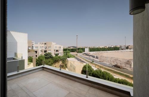 New Cairo Apartment | The White Pent !