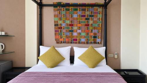 Al-Laban Hotel | Alexander The Great Hotel