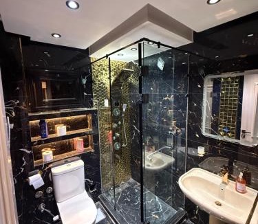 Shubra al Khaymah Apartment | Have a stay with your family in this stylish place