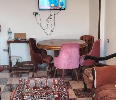 Al-'Amriyah Apartment | شقة على البحر- Seafront Apartment