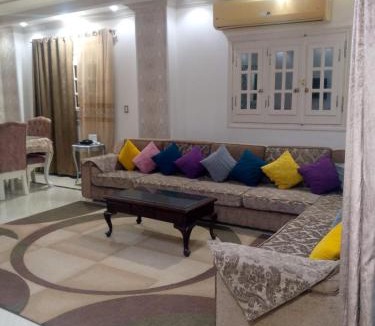 Ash-Shruq Apartment | مدينة الشروق