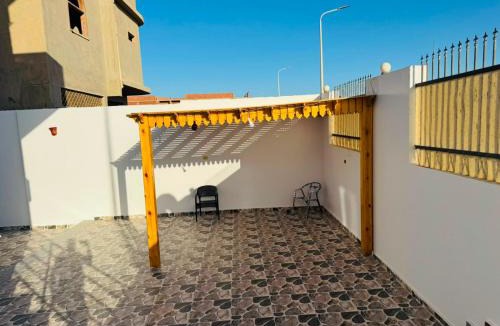 Village Road Apartment | Azura Nest