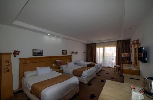 Al Haram Hotel | Regency pyramids view hotel