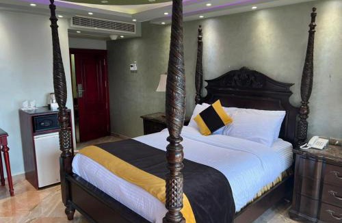 Al Manial Hotel | Nile Royale Hotel