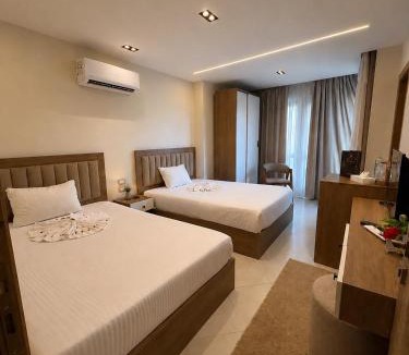 Kafrat al Jabal Hotel | Galleria Pyramids View Hotel & Suites
