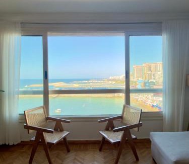 Ar-Raml 1 Apartment | Gleem Sea View