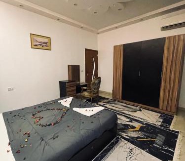 Al Haram Bed & Breakfast | Scarab Sands Hotel INN