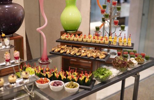 Luxor Resort | Hilton Luxor Resort & Spa