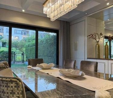 Sheikh Zayed City Villa | Imperial Residence - Beverly Hills