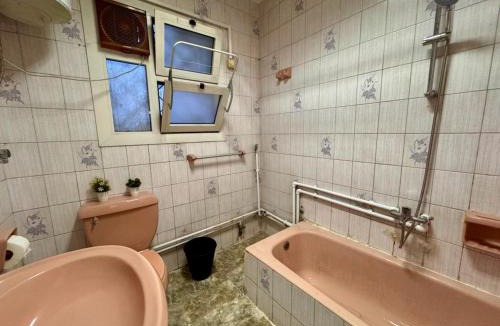 Maadi Apartment | Metropolis Room in a shared apartment
