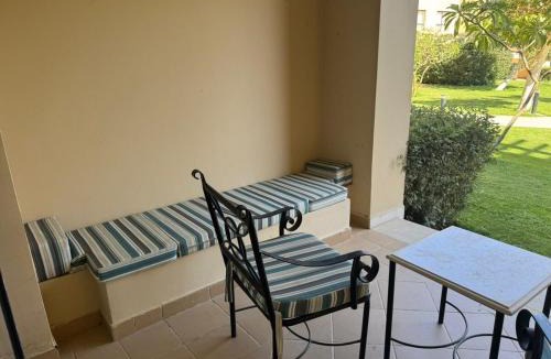 Port Ghalib Apartment | Pool Days & Ocean Waves