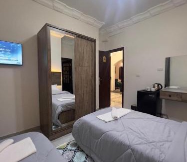 Giza House | Star Plaza Pyramids View