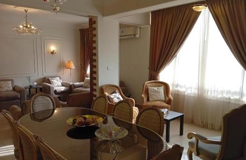 Taqseem Laselky House | Maadi Elegant Getaway - A Quiet Luxury Experience