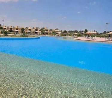 El Gouna Ski Chalet | شقة فاخرة بإطلالة على المارينا - قلب الجونة - Luxury Marina View Apartment