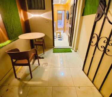 Mansoura Hotel | Kareem